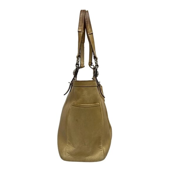 COACH Gallery Leather East West Tote Light Brown Leather - Handbag - Picture 2 of 10